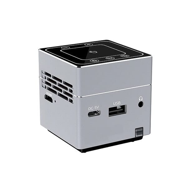 XC6 Mini projector